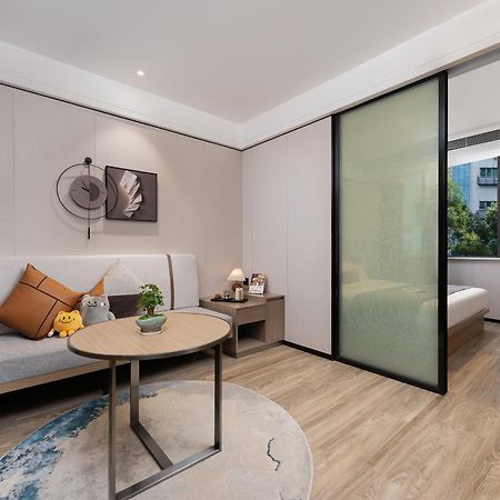 Cm Serviced Apartment Shenzhen Dongmen المظهر الخارجي الصورة