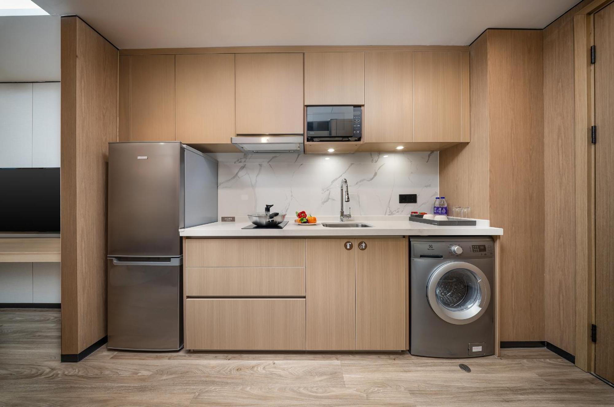 Cm Serviced Apartment Shenzhen Dongmen المظهر الخارجي الصورة