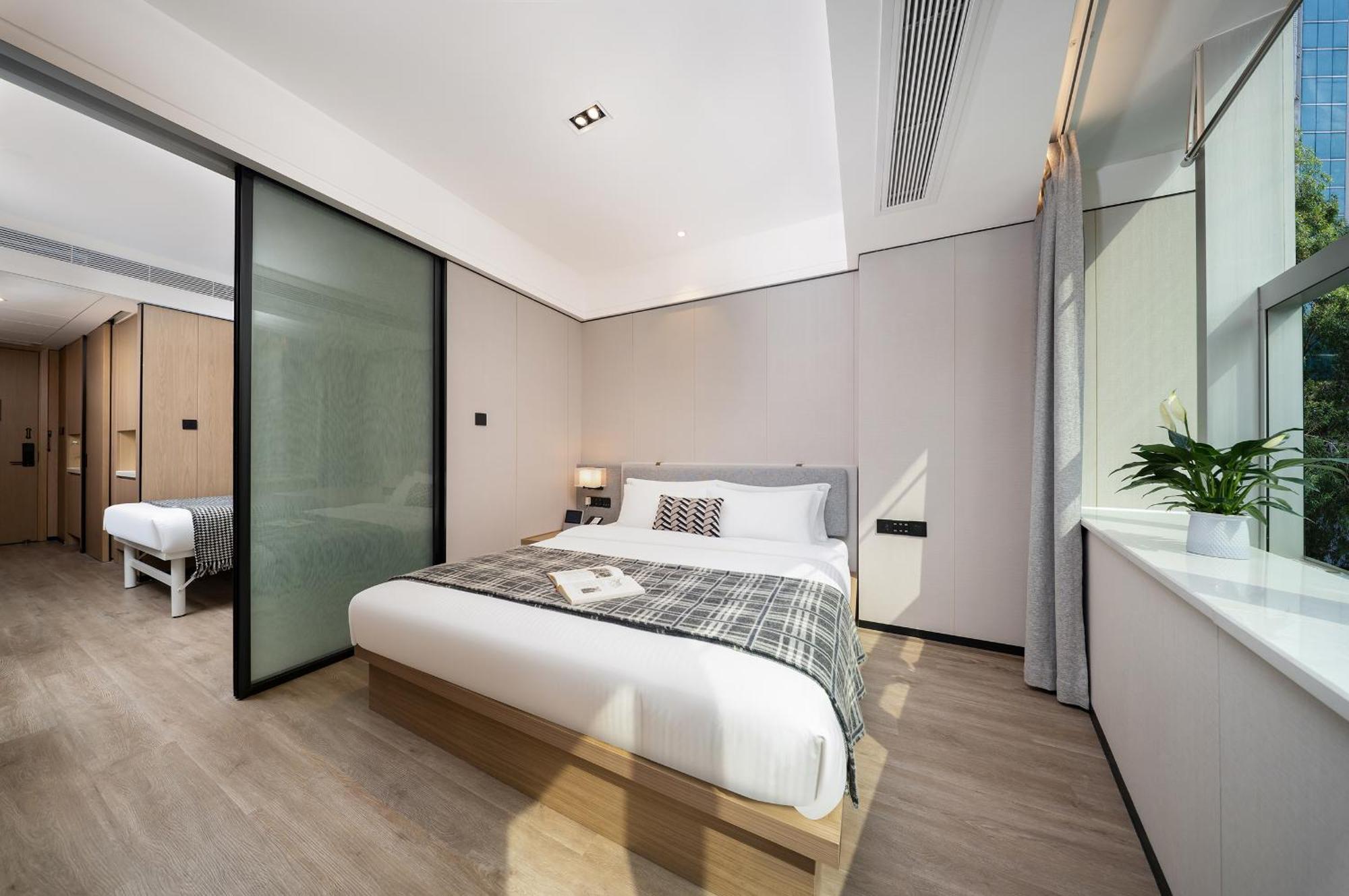 Cm Serviced Apartment Shenzhen Dongmen المظهر الخارجي الصورة